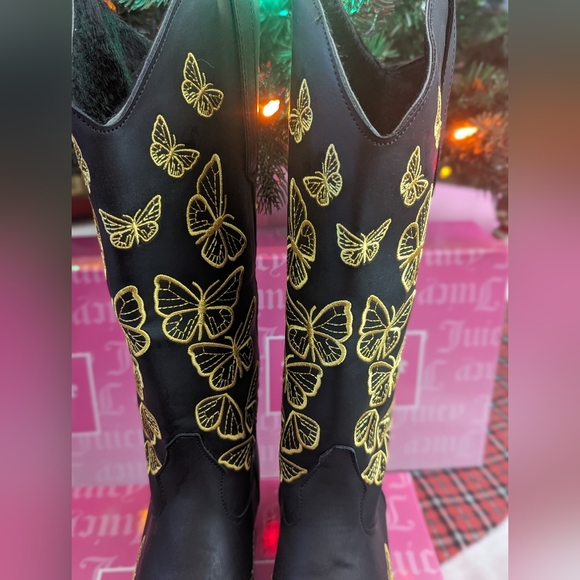 BNWOT Black With Butterfly Boots Size 8.5 - Picture 5 of 9